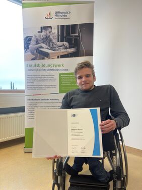 Fabian H.: Bester Absolvent zum Fachinformatiker in Oberbayern
