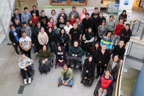 Gruppenfoto mit allen neuen Teilnehmenden