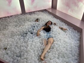 Spaß im Bällebad beim Azubitag Spaß im Bällebad beim Azubitag