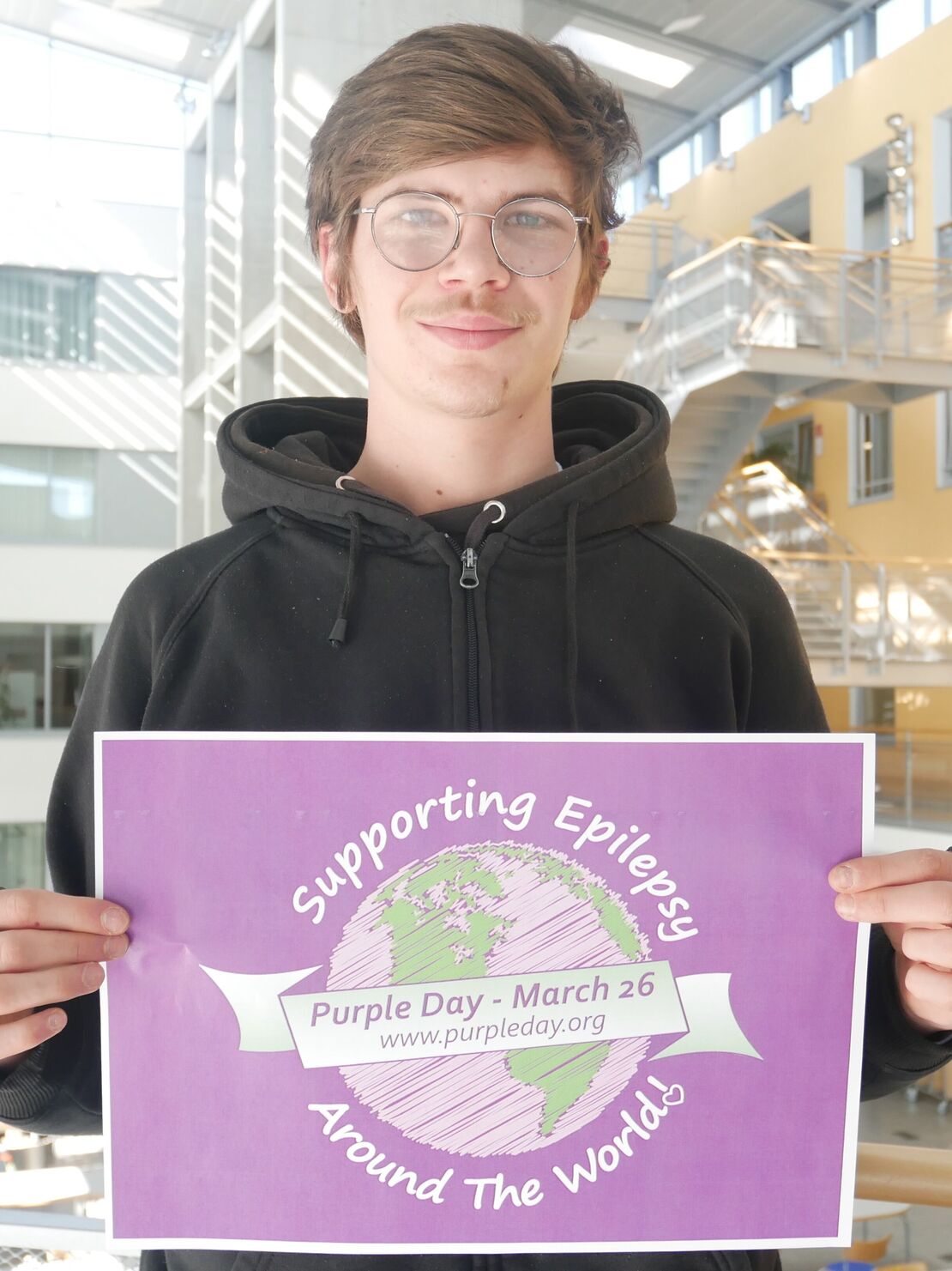 Samuel J. hat Epilepsie und macht eine Ausbildung im Metallbereich