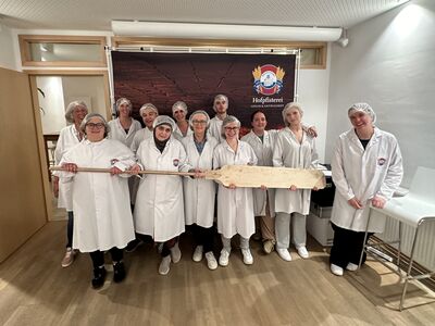 Azubis Hauswirtschaft in der Hofpfisterei Gruppenfoto