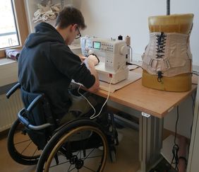 Sven L.: Rollstuhlfahrer und Azubi zum Orthopädietechnik-Mechaniker