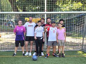 Sportlich betätigen beim Fußball Sportlich betätigen beim Fußball